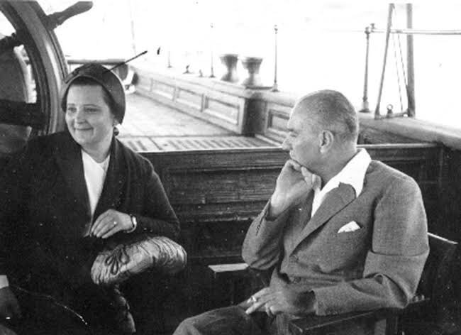 afet inan ve atatürk - Söylenti Dergi