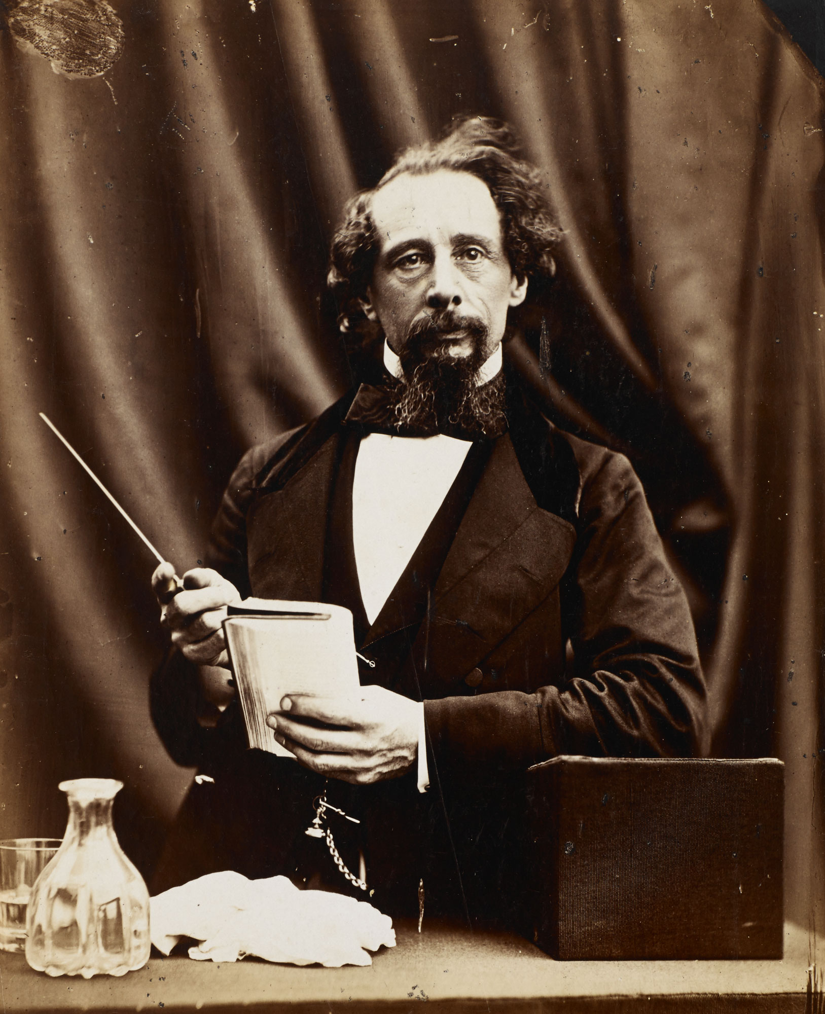 Charles Dickens: Victorian Dönem'de Yoksulun Sesi 17