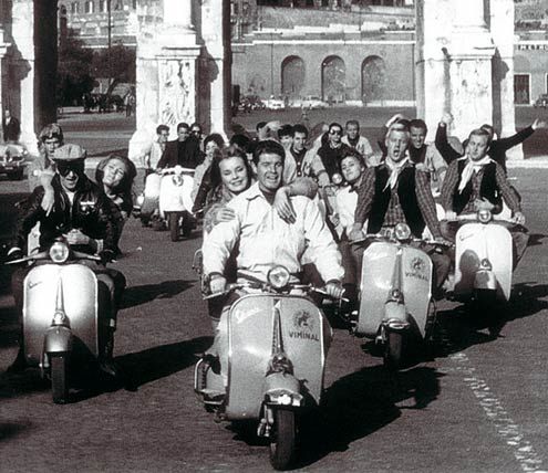 Kültürel Bir Değişimin Sembolü: Vespa 10