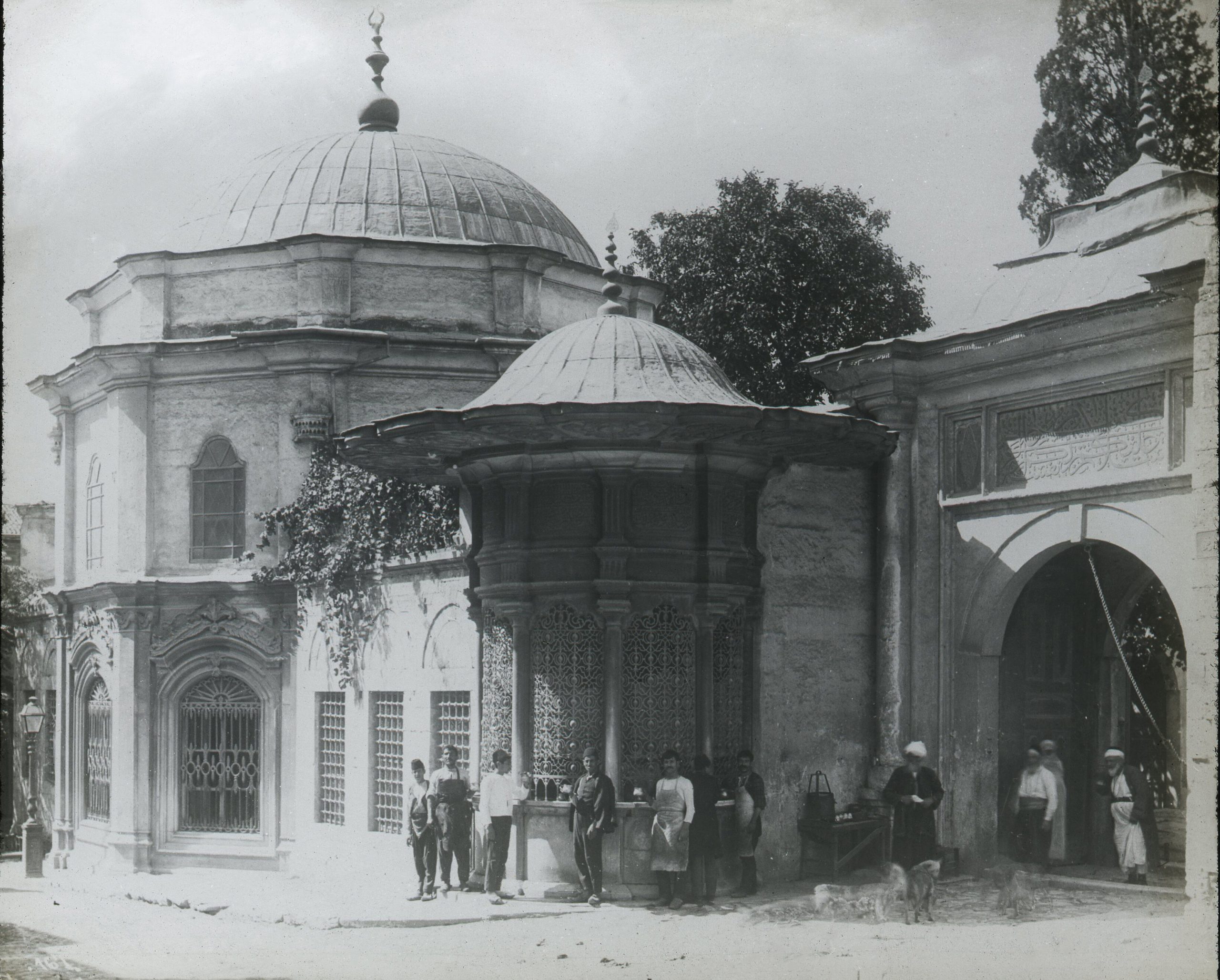 Türk Mimarisinde Batılılaşma Esintileri 19