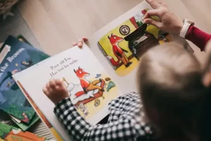 Albert Bandura'nın Sosyal Öğrenme Kuramı ve Bobo Doll Deneyleri 11