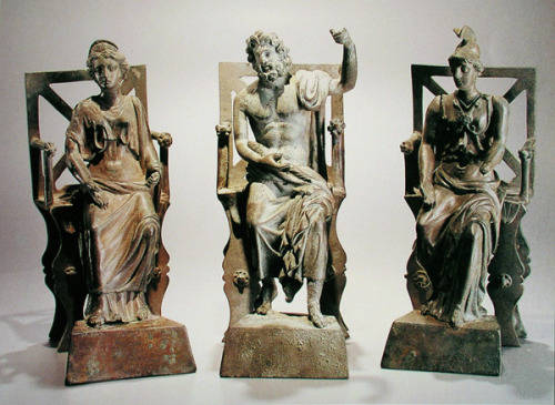 Capitoline Üçlüsü (Juno, Jüpiter,Minerva)