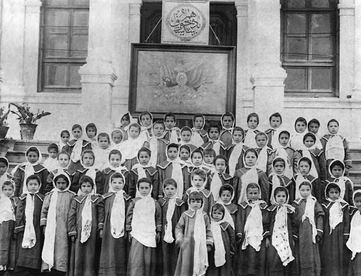 Osmanlı Dönemi'nde Kız Çocuklarının Eğitimi 12 Balıkesir İnas Mekteb-i Rüşdiyesi (Ortaokul) 1898