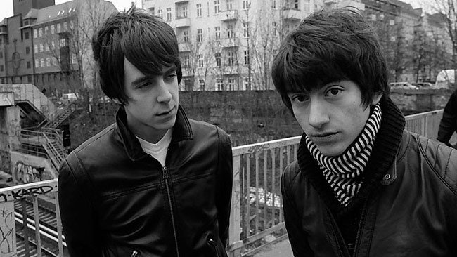 Gölgede Çalanlar: The Last Shadow Puppets 4