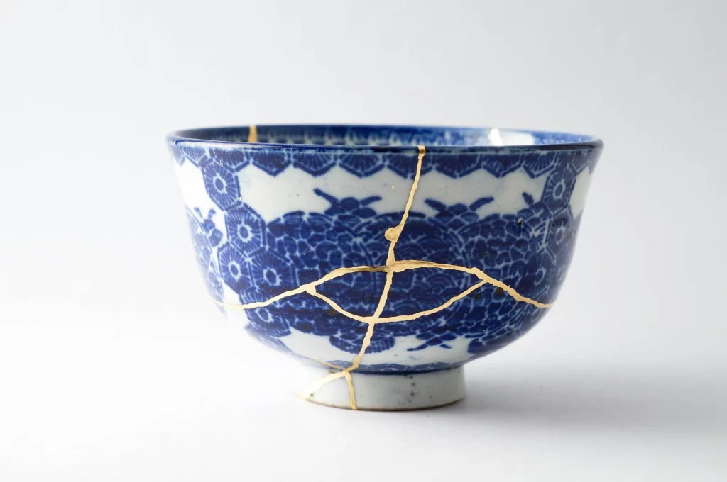 Kintsugi Sanatı: Kusurlu ve Kırılgan Güzellik 10
