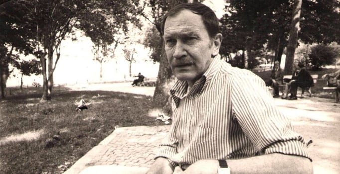 Göğe Bakma Durağı - Turgut Uyar | Şiir İncelemesi 9