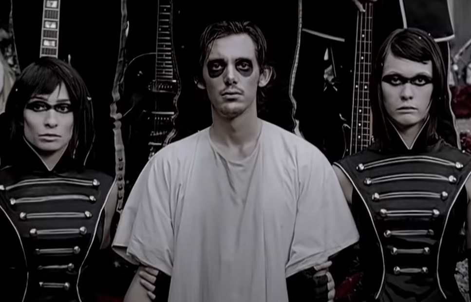 My Chemical Romance: Geride Bırakılmışların Sesi 8