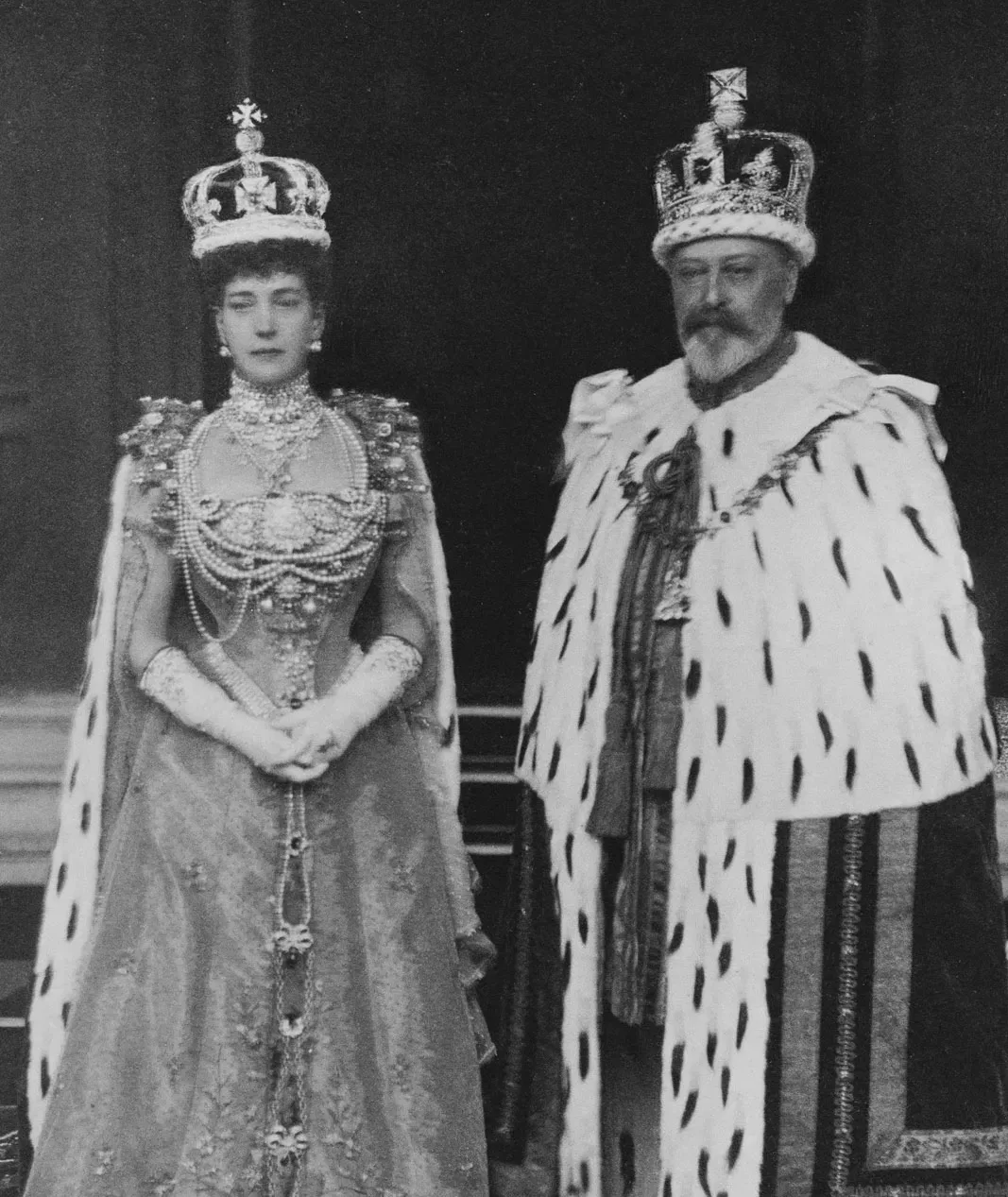 VII. Edward II: Britanya'da Edward Dönemi 15