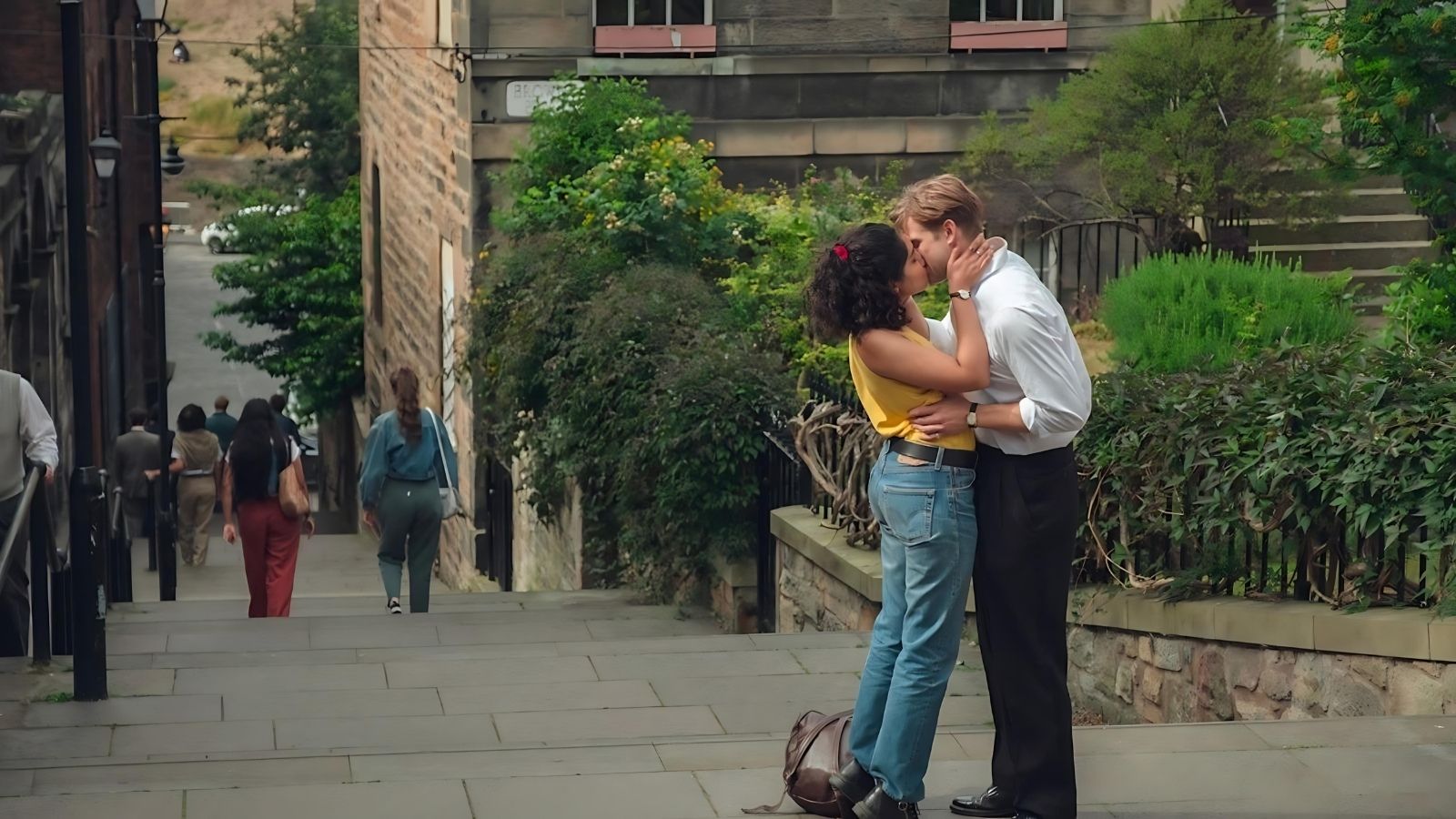 One Day Dizi İncelemesi: 20 Yıla Yayılan Bir Hikâye 11
