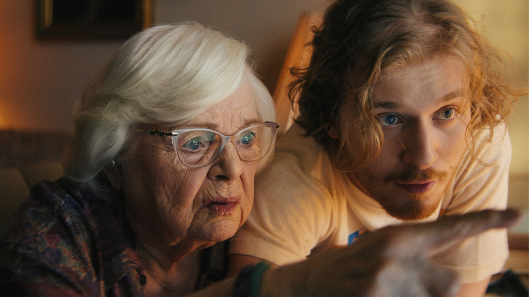 Thelma (2024) Film İncelemesi: Son Zamanların En Tatlı Aksiyon Hikâyesi 6