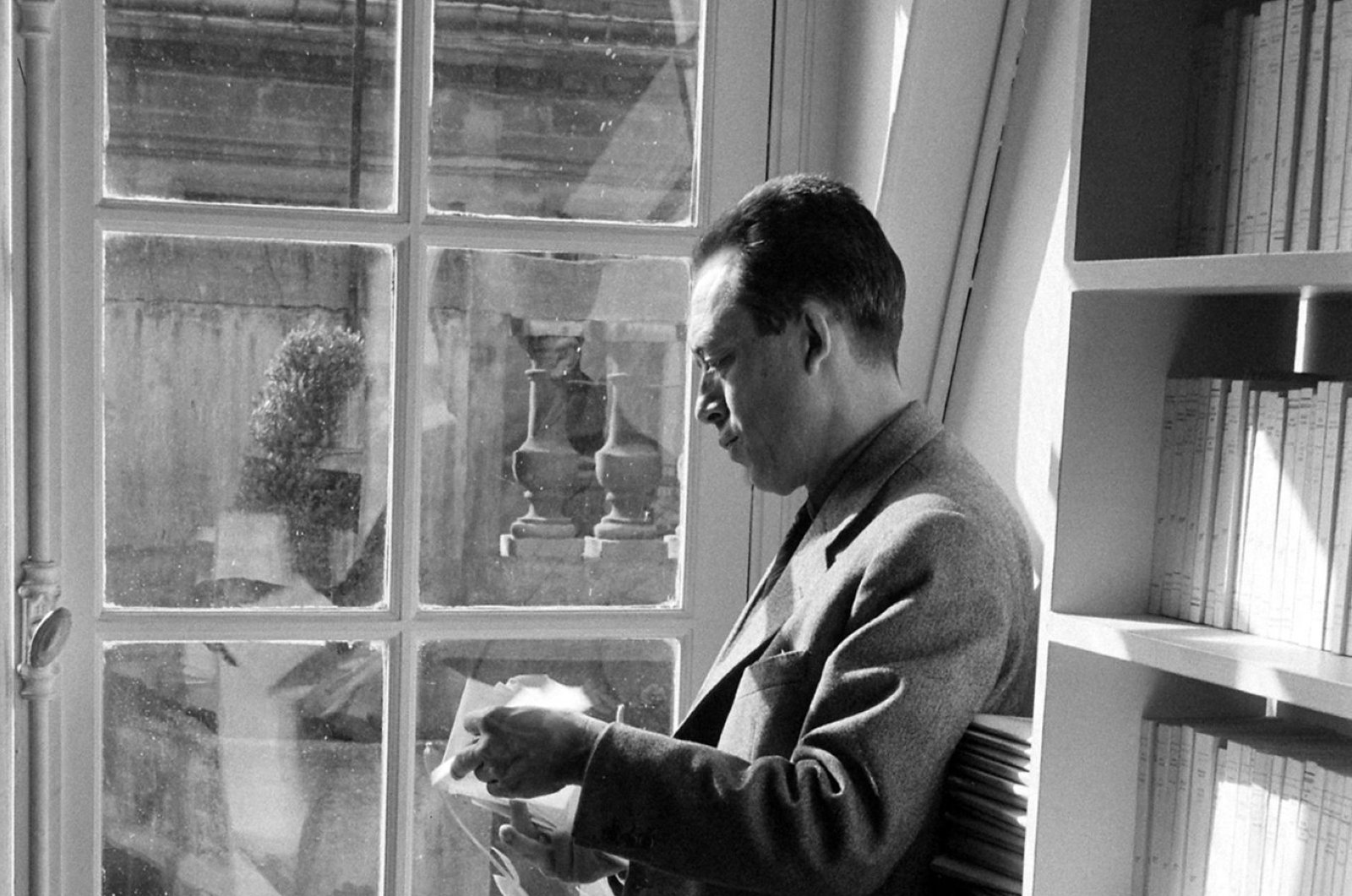 İki Ayna, Bir İnsan: Kafka’da Dağılmak, Camus’de Toparlanmak 7