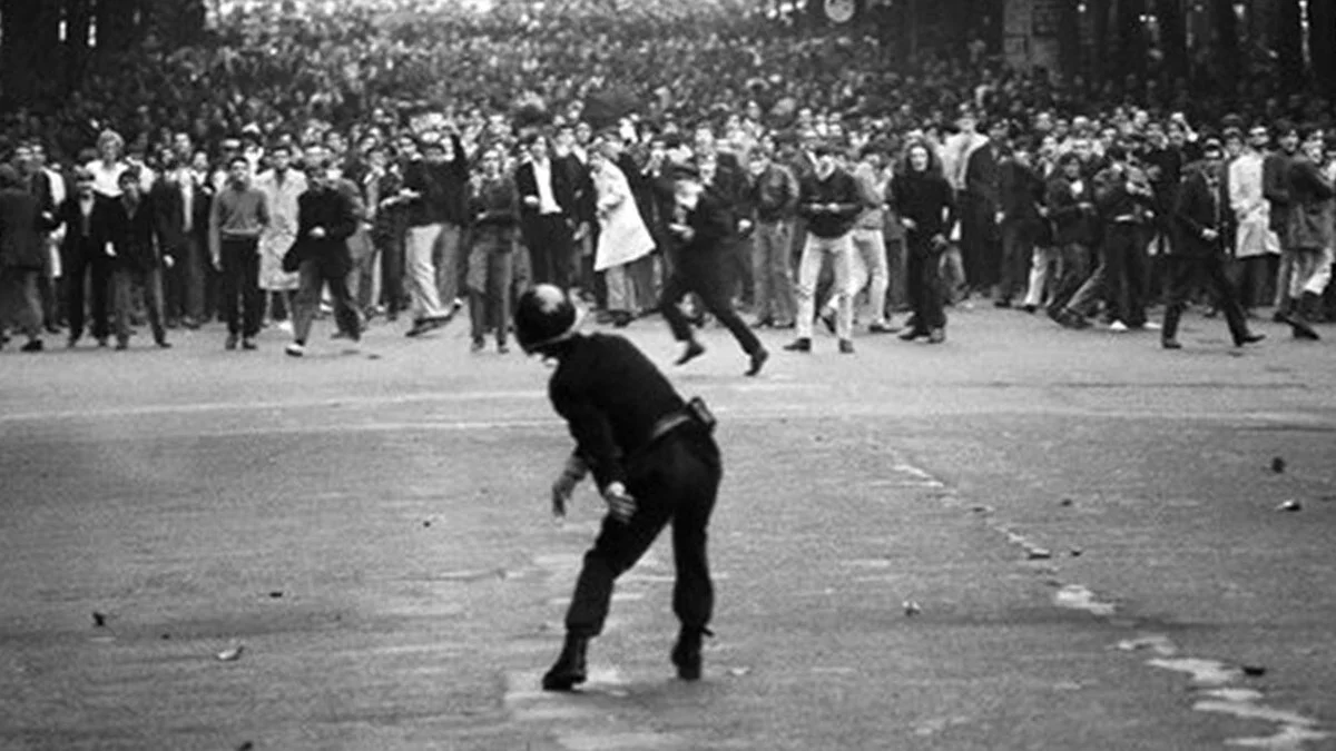 Tarih Boyunca Öğrenci Hareketleri 6