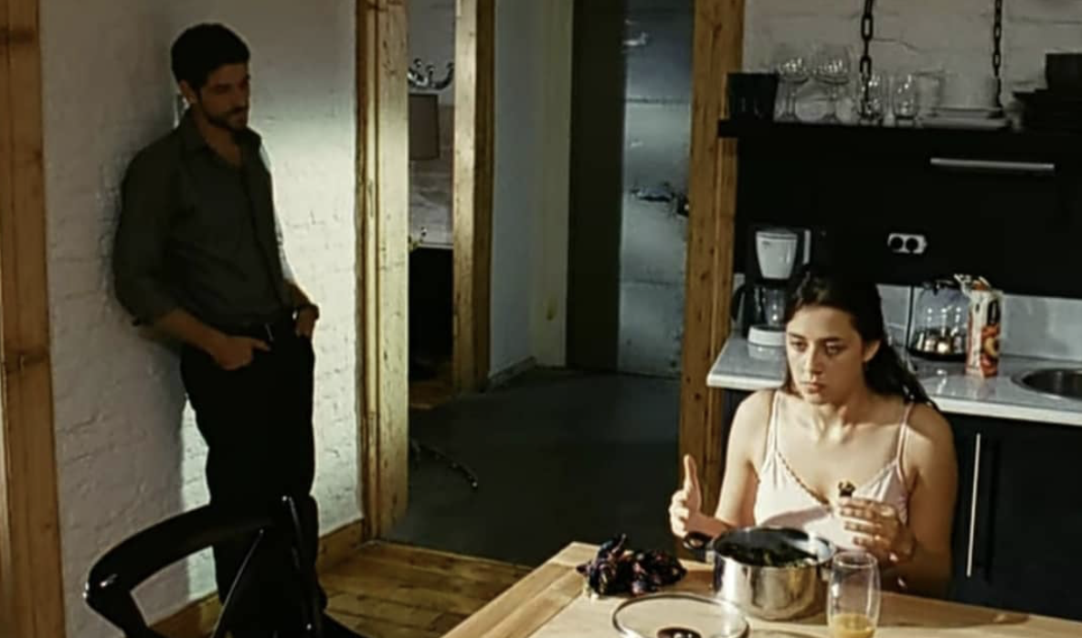 Issız Adam Filminin Akıllara Kazınan Şarkıları 10