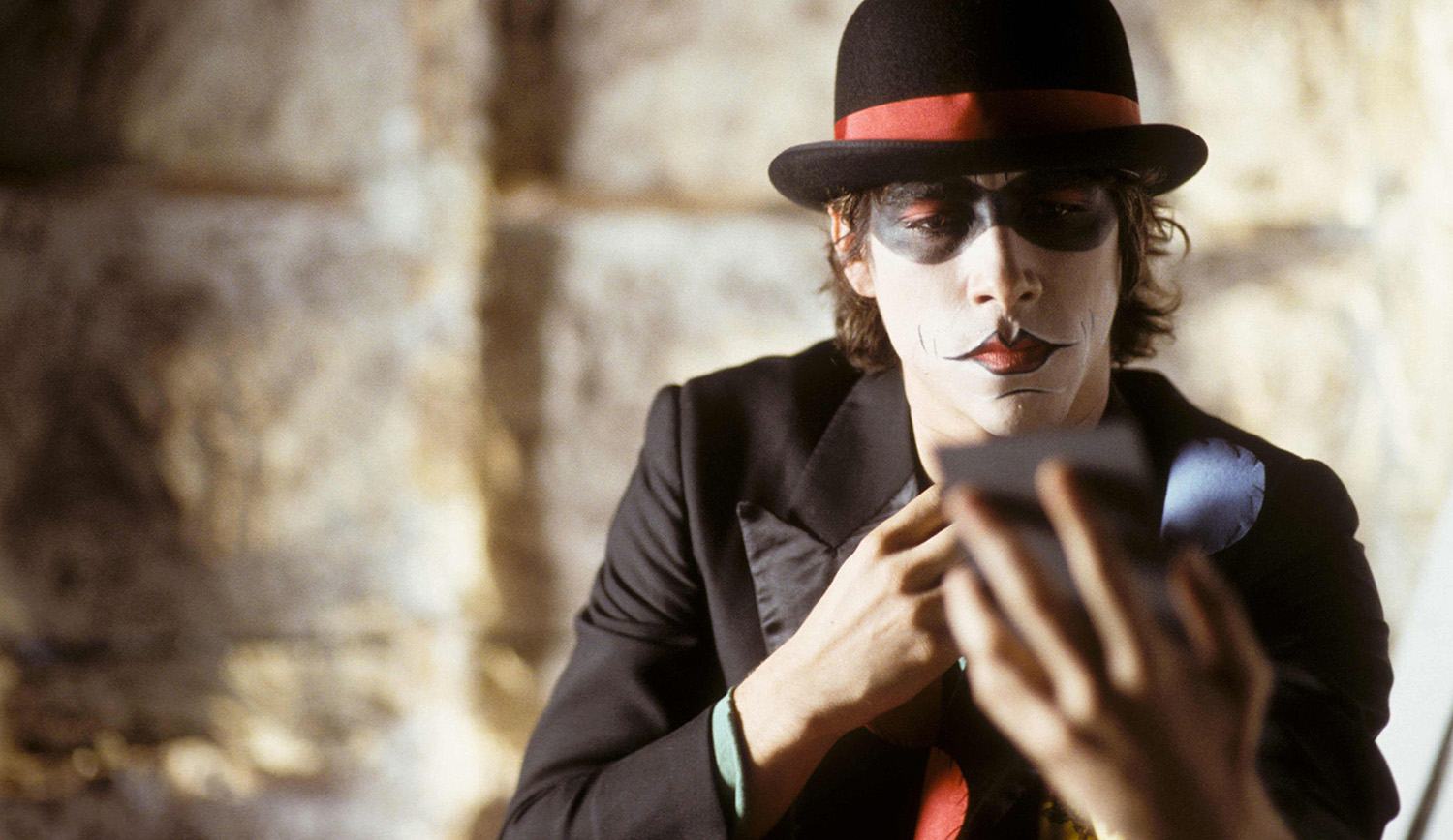 Noviembre Film Analizi: Bir Sanatçının Manifestosu 6