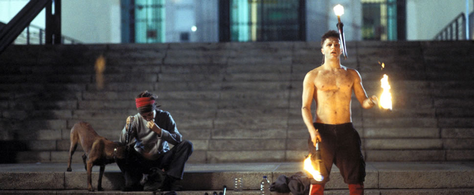 Noviembre Film Analizi: Bir Sanatçının Manifestosu 5