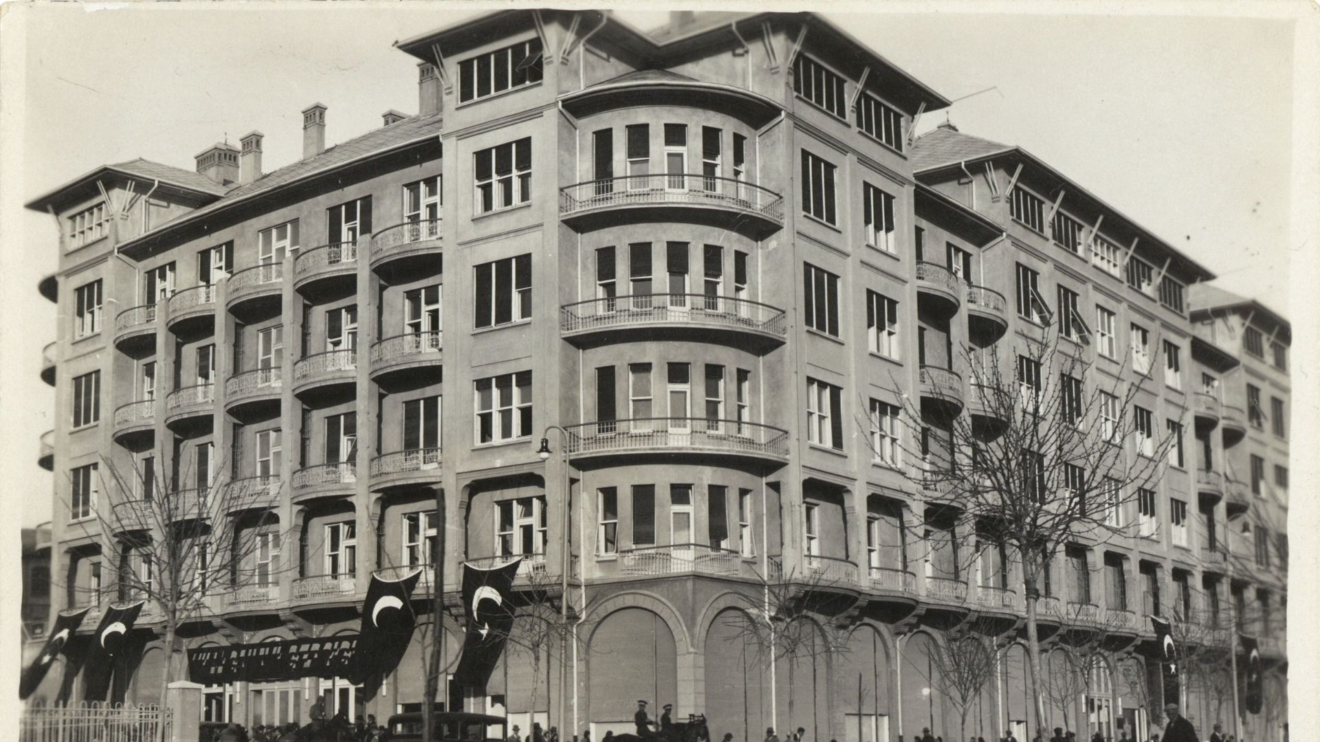 Ankara Mimarisi: II. Evkaf Apartmanı 13