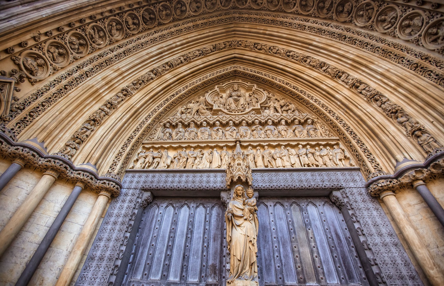 Londra’nın Taşlara Kazınan Ruhu: Westminster Abbey 16