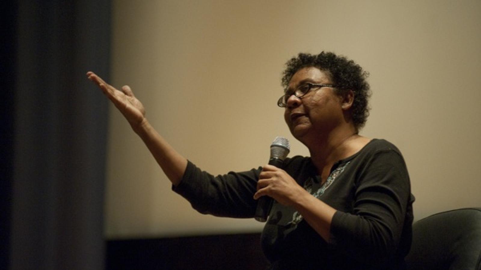 Bell Hooks'un Eserlerinde Toplumsal Cinsiyet Rolleri