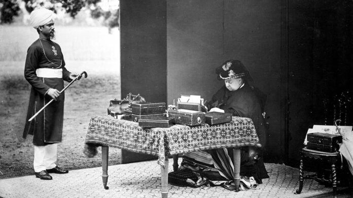 Kraliçe Victoria ve Abdul Karim (1890)