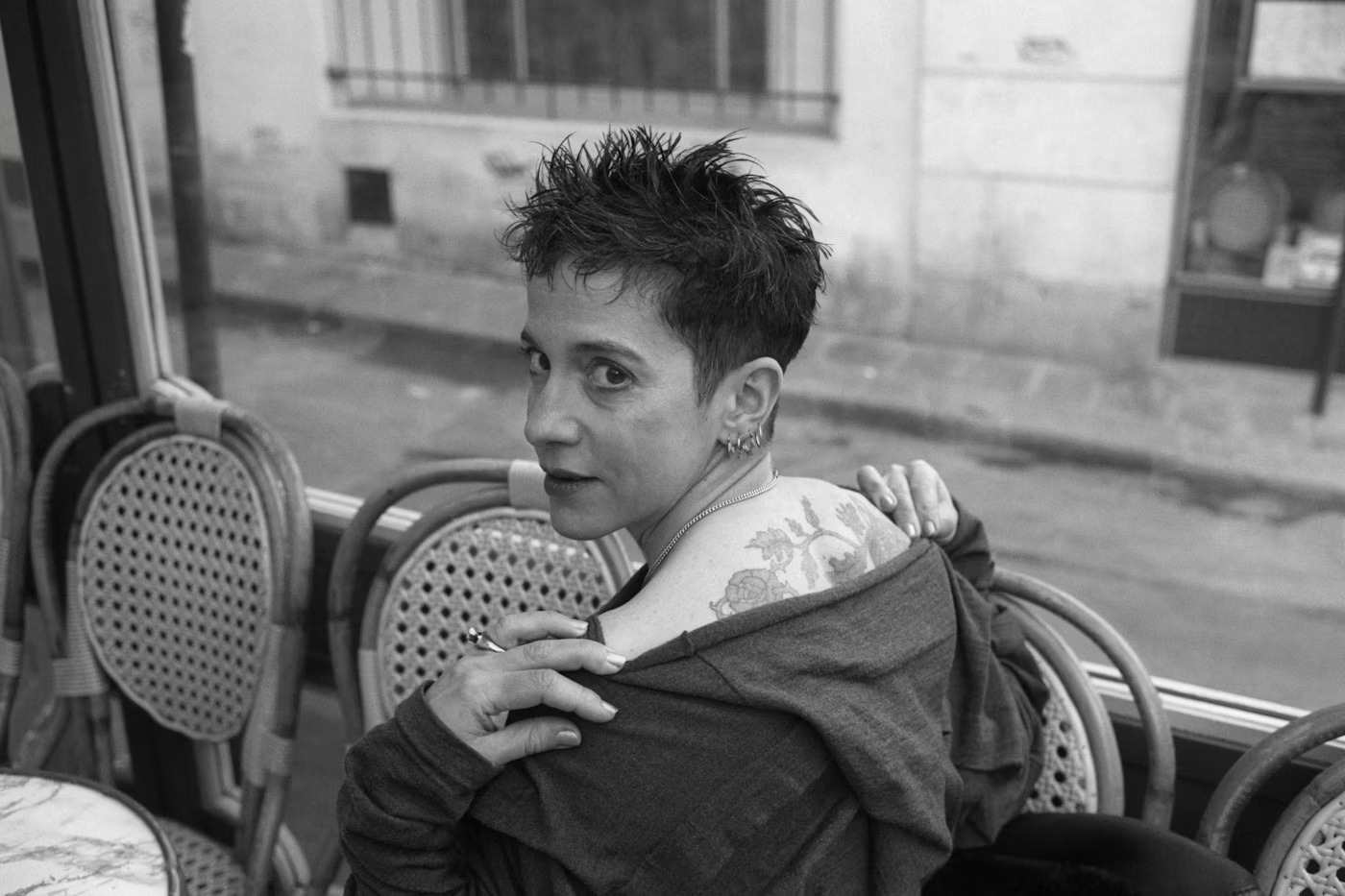 Punk Kültürü ve Yeraltı Edebiyatı: İsyan Haykırışı 12