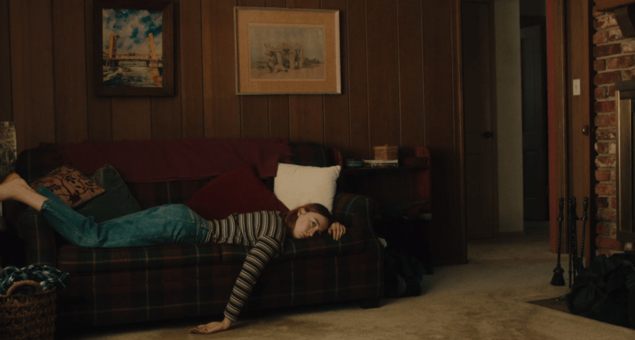 Lady Bird Film Analizi: Hangimiz Kendini Ararken Kaybolmadı? 7