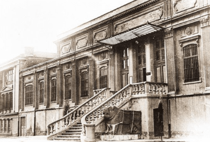 Kaplumbağa Terbiyecisi (1906) Tablo Okuması: Gelenek ve Değişim 13