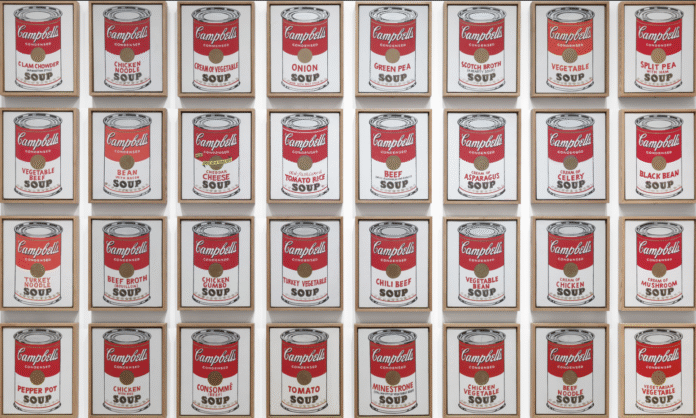 Warhol'un 32 farklı konserveyi resmettiği Campbell's Soup Cans serisi