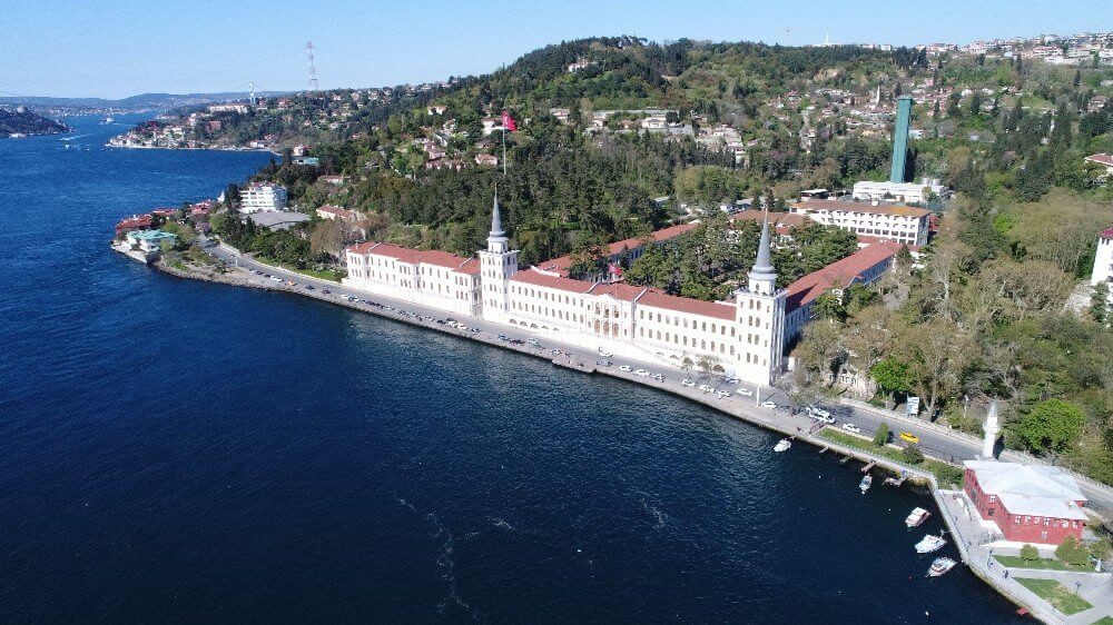 Gece Gezenler İçin İstanbul Rehberi: Şehri Tersten Okumak 21