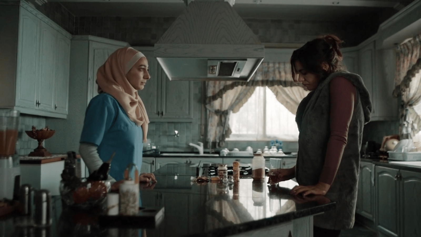 İnşallah Erkek Olur Film İncelemesi: Erkek Egemen Düzenin Gölgesinde Kadının Mücadelesi 10