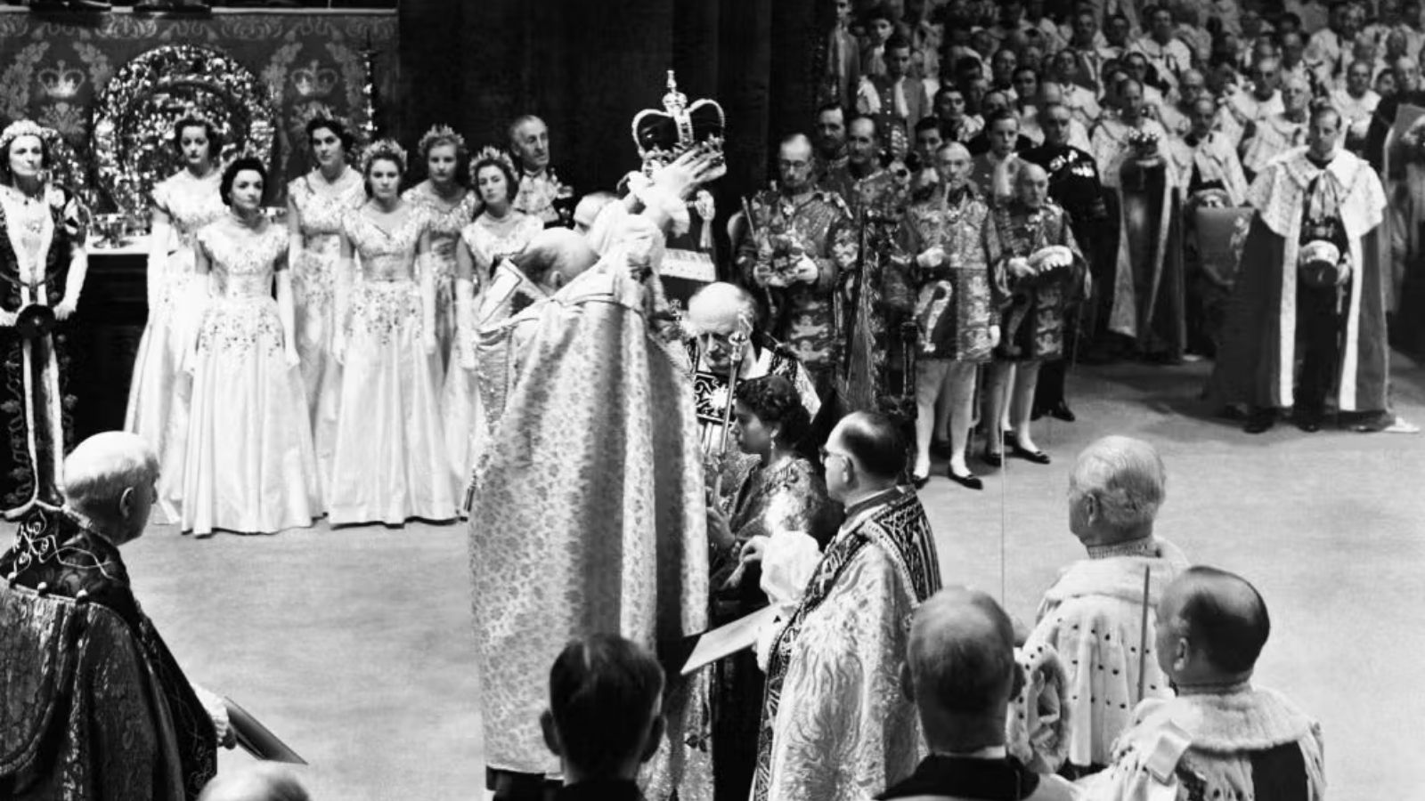 İngiltere Krallığı'ndan Enteresan Taç Giyme Hikâyeleri 16