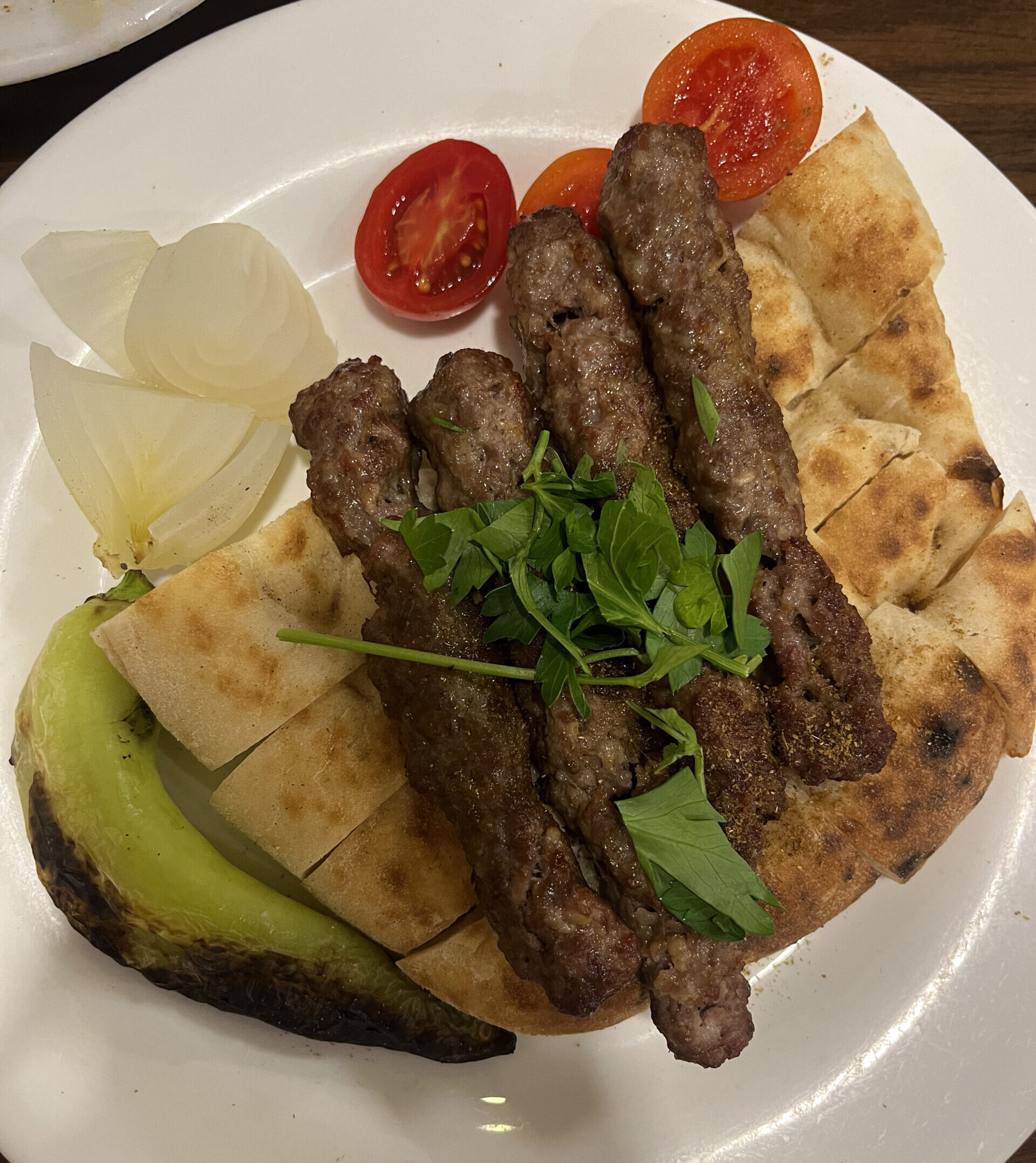 Söylenti Gezi Rotası: Mekân-Seyahat Editörleri Bu Ay Nereleri Gezdi? 65 Topçu Şiş Kebap Antalya