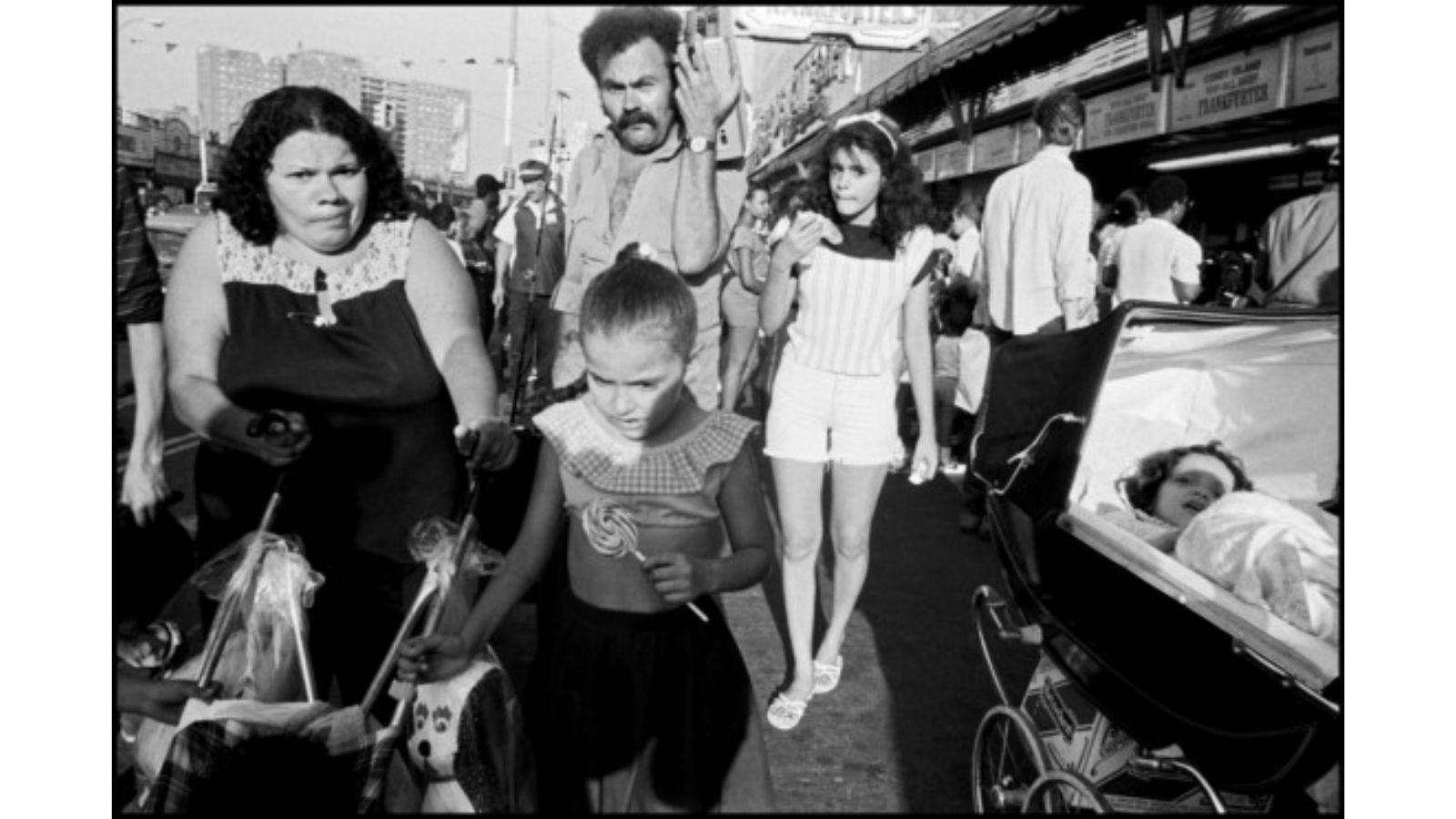 Magnum Fotoğrafçısı Bruce Gilden: Yakın, Daha Yakın 16