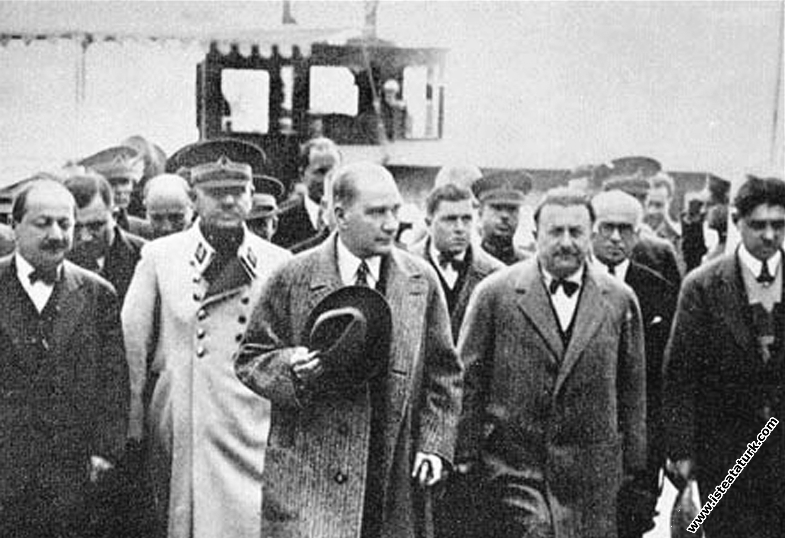 Sinemada Atatürk Portreleri: 30 Ağustos Zaferi ve Cumhuriyet’in İzleri 9