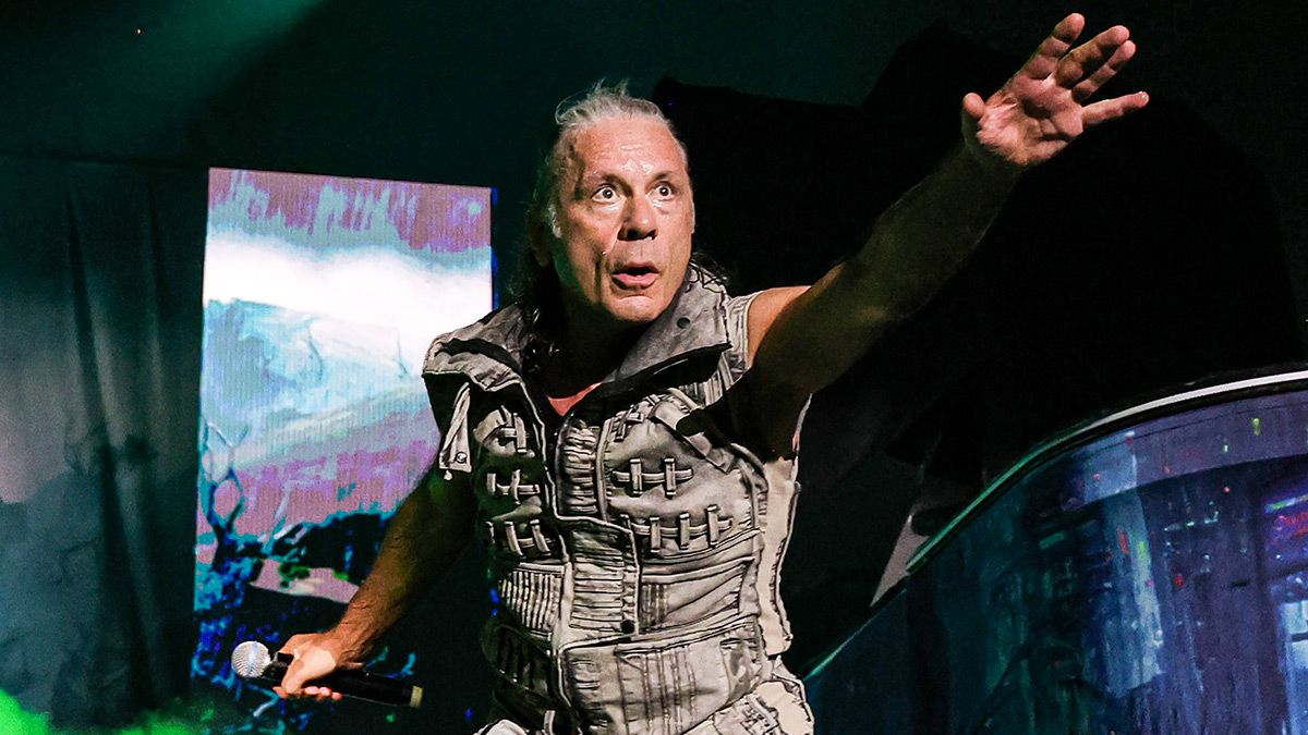 Metal Müzik Dünyasından 10 İkonik Solist 14