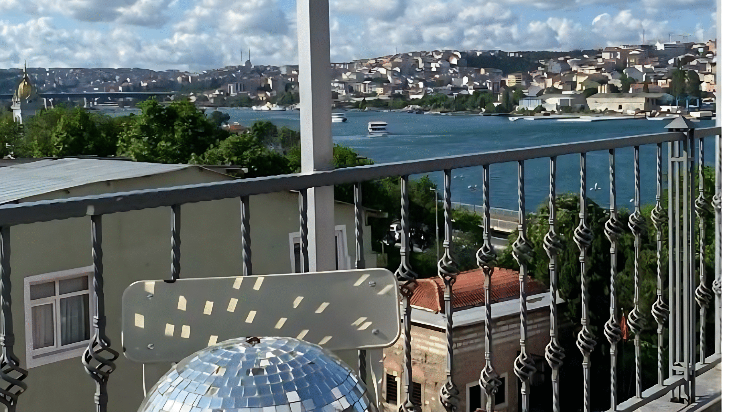 İstanbul'da Deniz Manzaralı En Güzel 10 Kafe 15