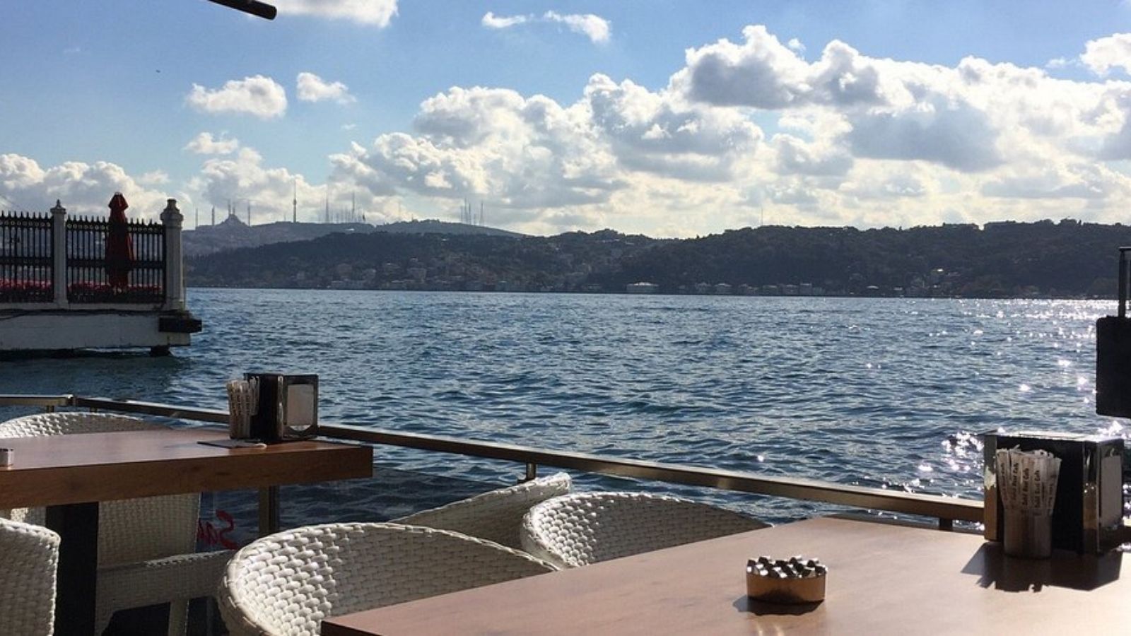 İstanbul'da Deniz Manzaralı En Güzel 10 Kafe 19