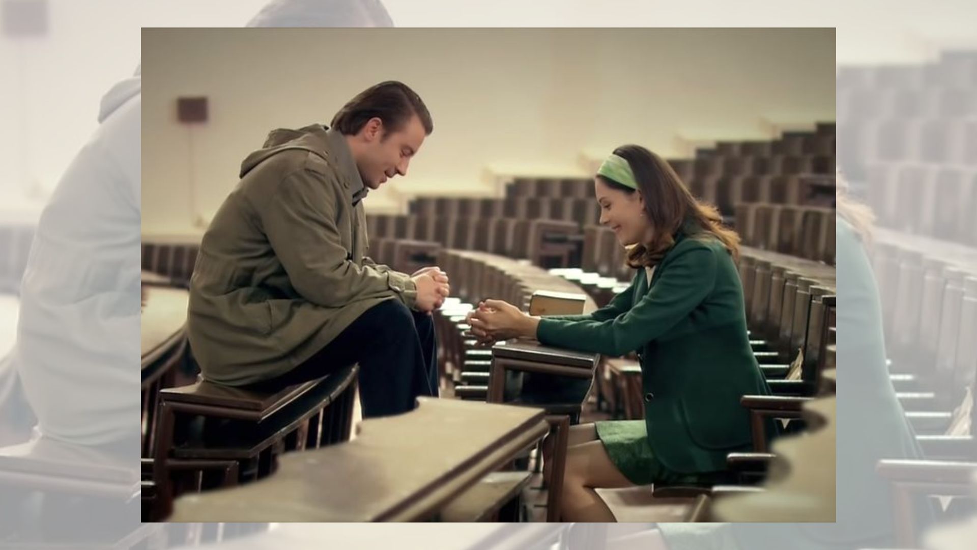 Öyle Bir Geçer Zaman Kİ: 60'lı ve 70'li Yılların Moda Rehberi 10