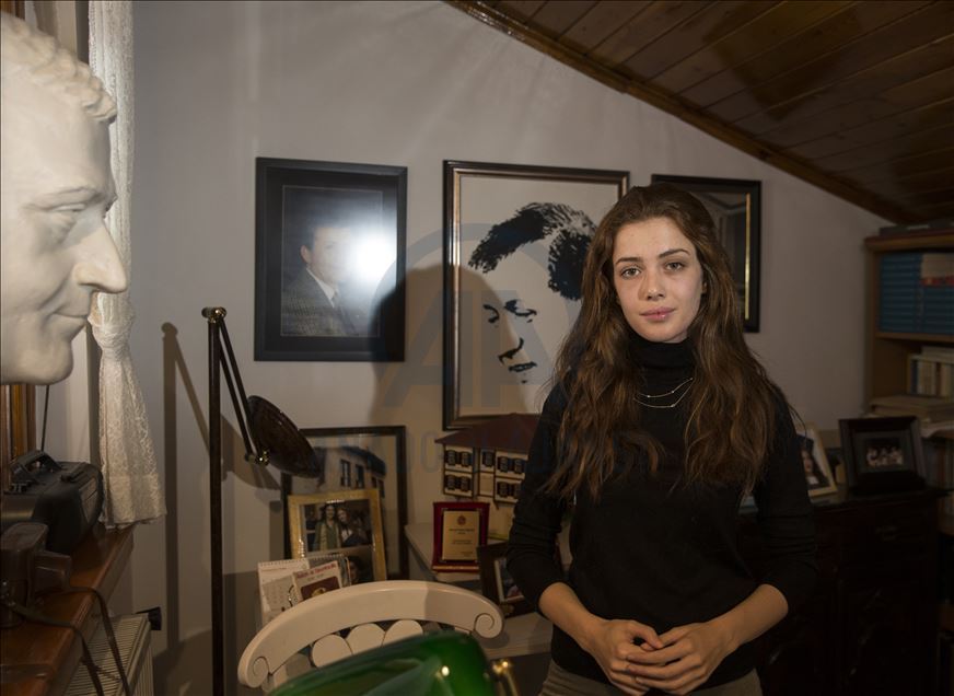 Cumhuriyet Aydınları: Ahmet Taner Kışlalı 9