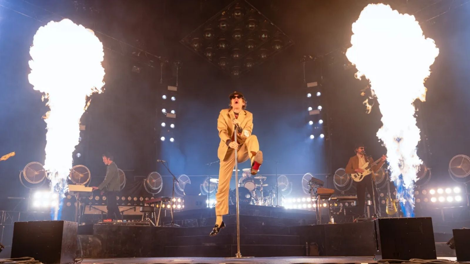 5 Maddede Cage the Elephant'ı Tanıyalım 11