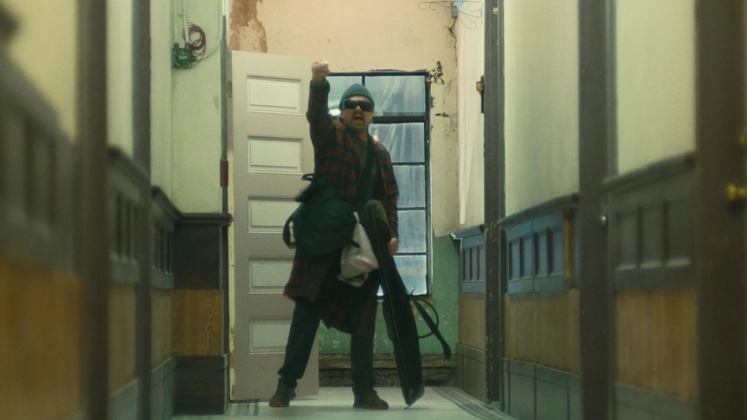 One Battle After Another Film İncelemesi: Katmanlı Bir Savaş Hikâyesi 17