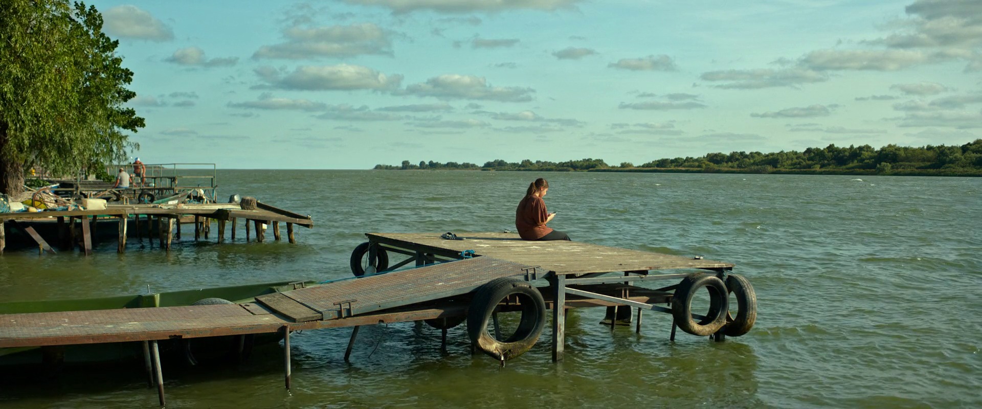 Three Kilometres to the End of the World Film İncelemesi: Utanç 7